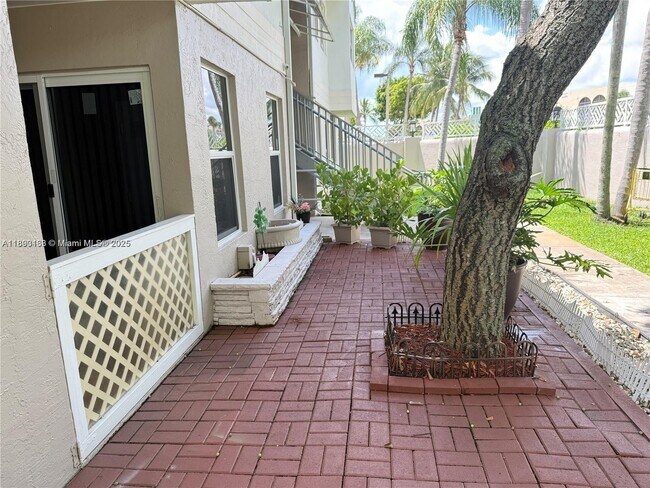 Building Photo - 17500 NW 67th Pl