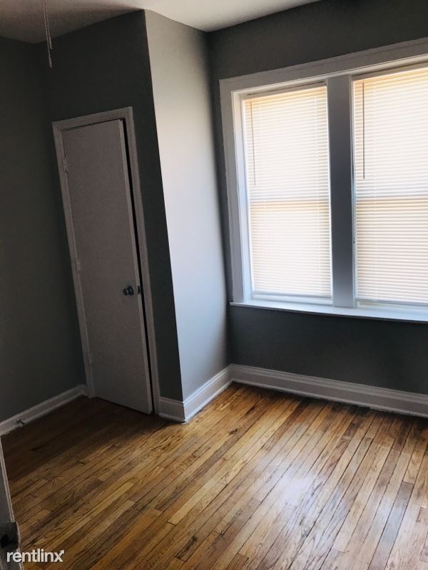 Building Photo - 3725 W Grand Ave.