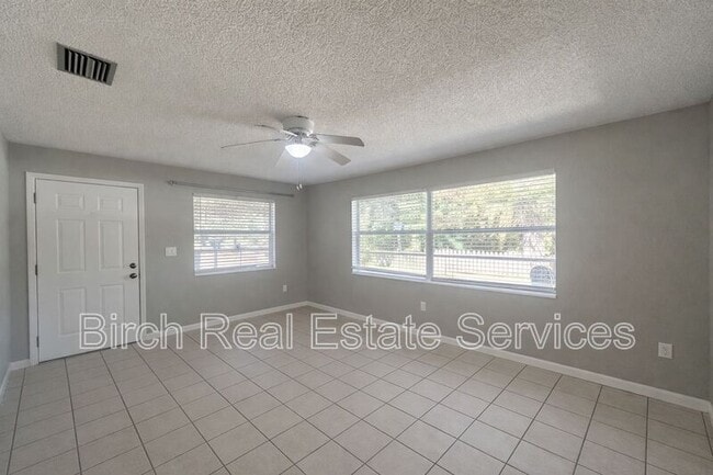 Building Photo - 449 2nd Ave