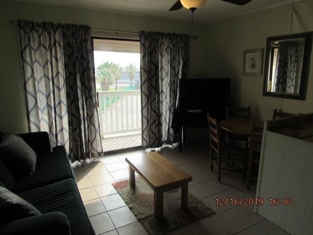 Building Photo - 3938 Surfside Blvd