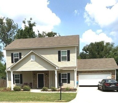 Building Photo - Stunning New Home with Master on the Main