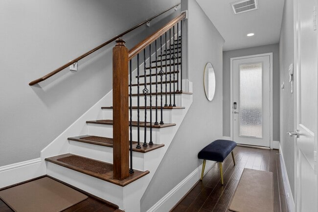 Building Photo - 2120 Genesee St