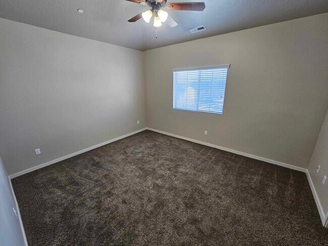 Building Photo - 203 Jordan Ridge Boulevard