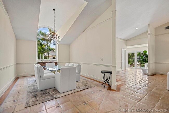Building Photo - 10252 Shireoaks Ln