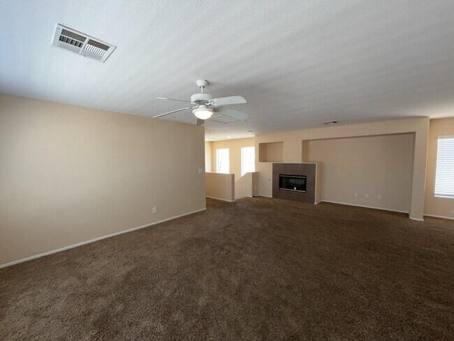 Building Photo - Don't miss out on the amazing views this home has to offer!