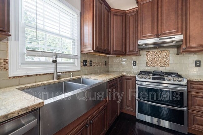 Building Photo - 1305 Goldspot Ct