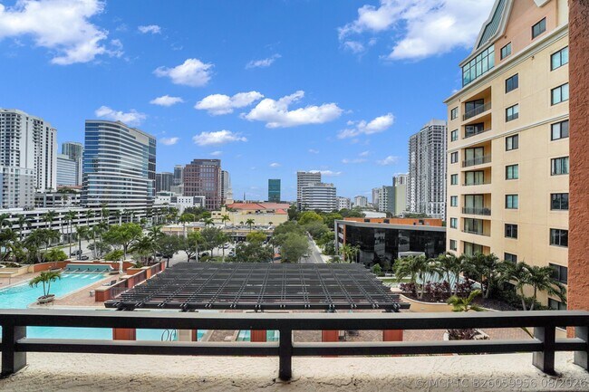 Building Photo - 110 N Federal Hwy