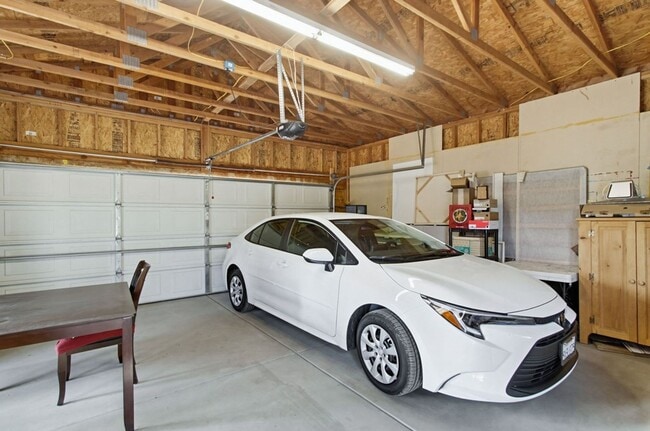 Building Photo - Beautifully Maintained Single-Level Home in La Mesa — 3 Bed / 2 Bath | 1,627 Sq Ft