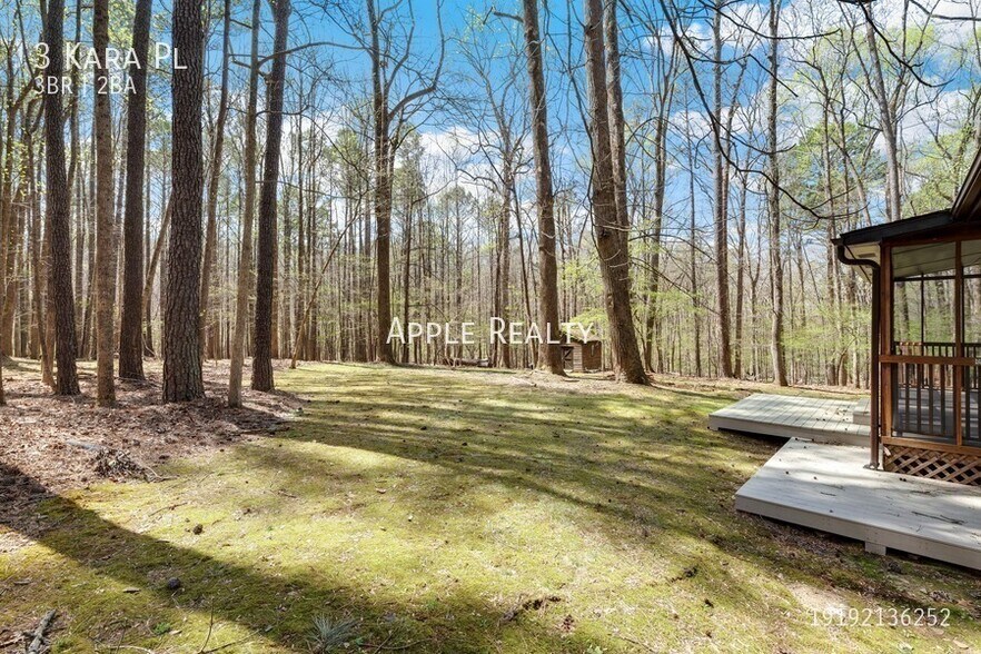 Building Photo - 3 Kara Pl