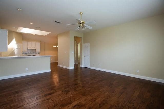 Building Photo - 6849 Forest Hills Dr