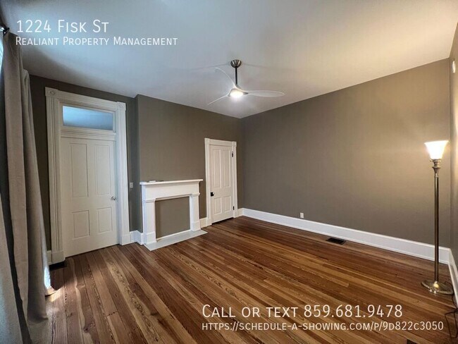Building Photo - 1224 Fisk St