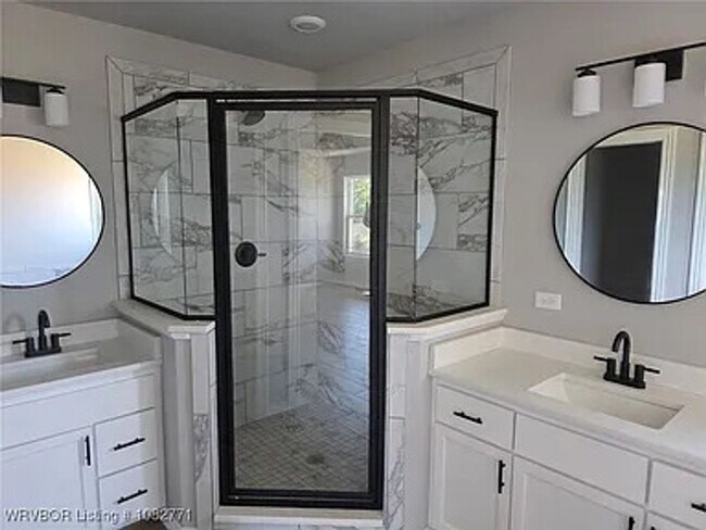 Building Photo - Luxury Home for lease near Arkansas College of Osteopathic Medicine (ARCOM)