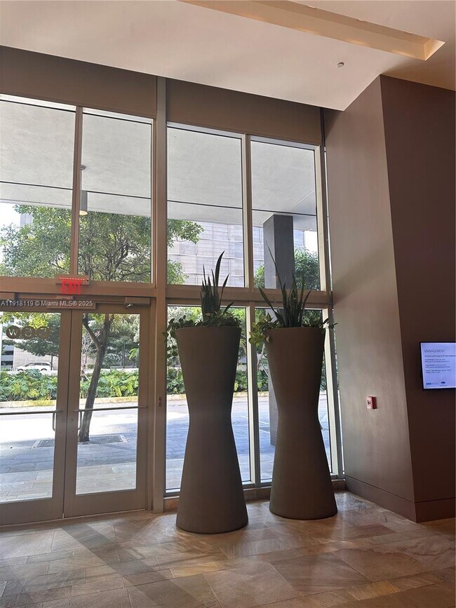 Building Photo - 55 SE 6th St