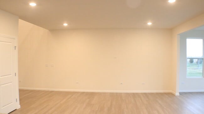 Building Photo - 2767 Lawlor Ln