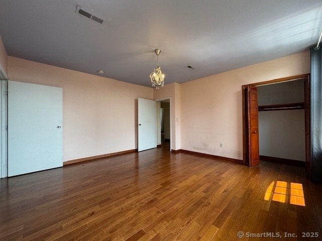 Building Photo - 7 Elm St