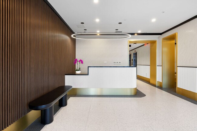 Building Photo - 159 Boerum St