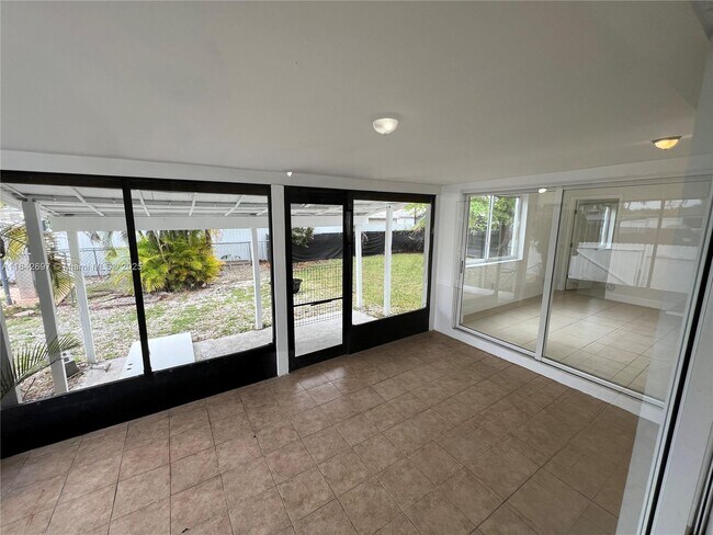 Building Photo - 25811 SW 132nd Ave