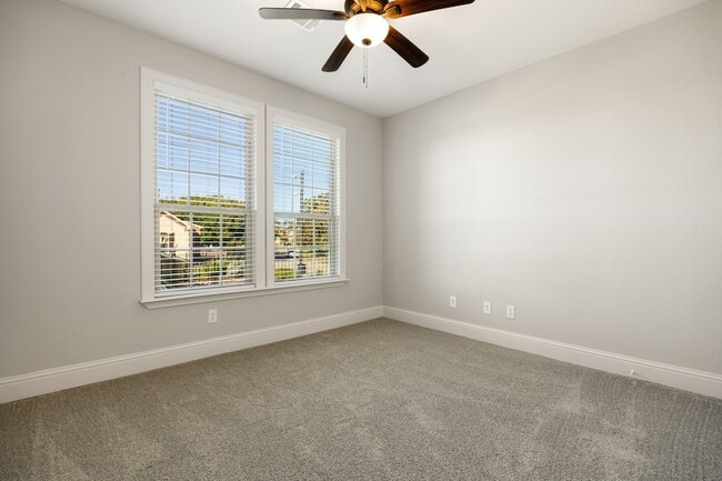 Building Photo - 5401 Zephyr Ln