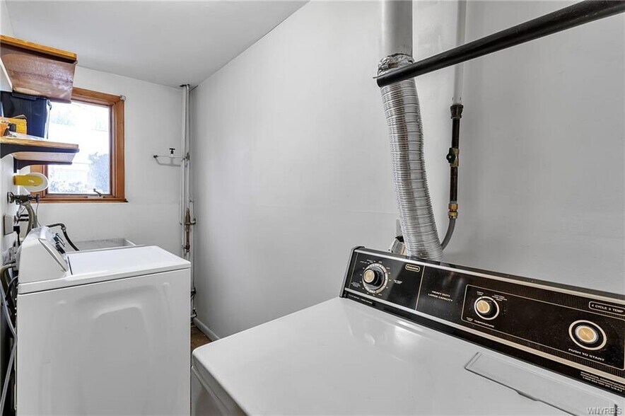 Laundry/Mech Room - 28 Mead St