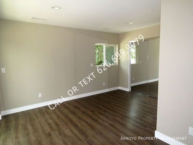 Building Photo - 8424 Grenoble St
