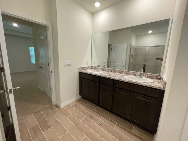 Building Photo - 4/2.5 in Arbor Greens - Sublease