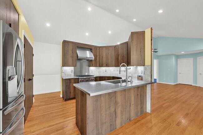 Building Photo - 5108 E Wolf Rdg Cir