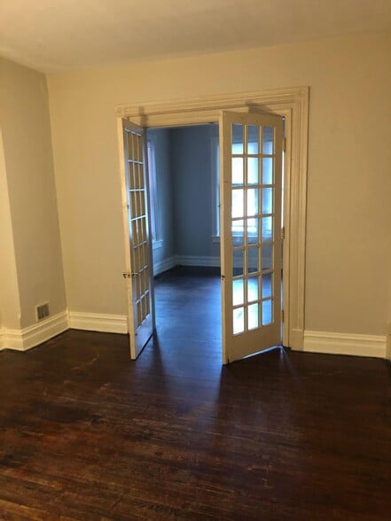 Primary Photo - 444 Pawnee St