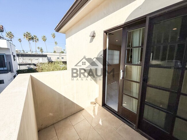 Building Photo - 1423 Franklin St