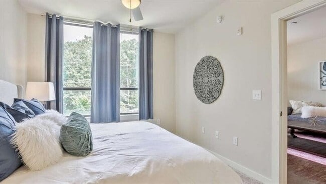 Building Photo - 299 North Highland Avenue Northeast