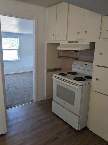 Building Photo - 3917 Altamont Dr