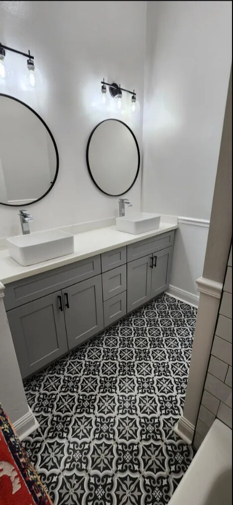 Building Photo - 1416 Arts St