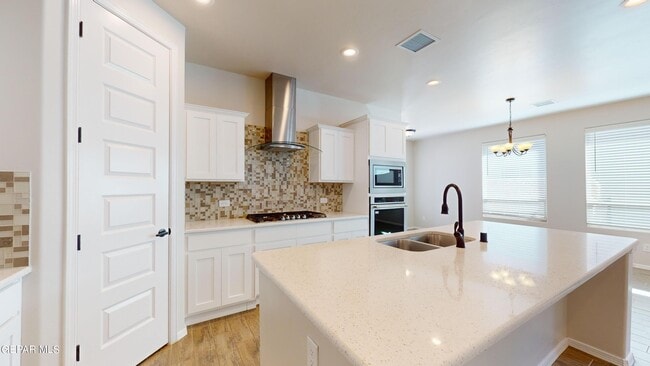 Building Photo - 13725 Olney Ave