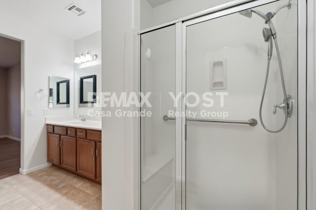 Building Photo - Active Adult 55+ Rental with Scenic Views in Ironwood Village