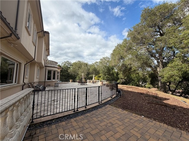 Building Photo - 28080 Laura Ct