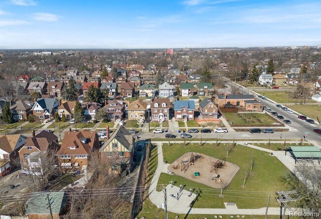 Building Photo - 1936 Atkinson St