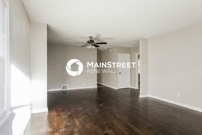 Primary Photo - 3 Bedroom Pet-Friendly Home in KANSAS CITY...