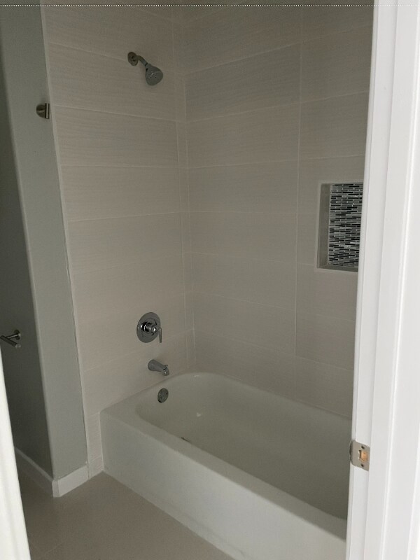 Building Photo - 312 W Rutherford Ave