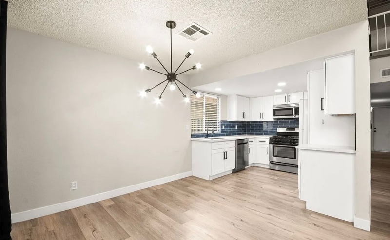 Building Photo - 2793 Sandy Fls Wy