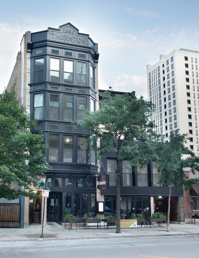 Primary Photo - 1314 S Wabash Ave