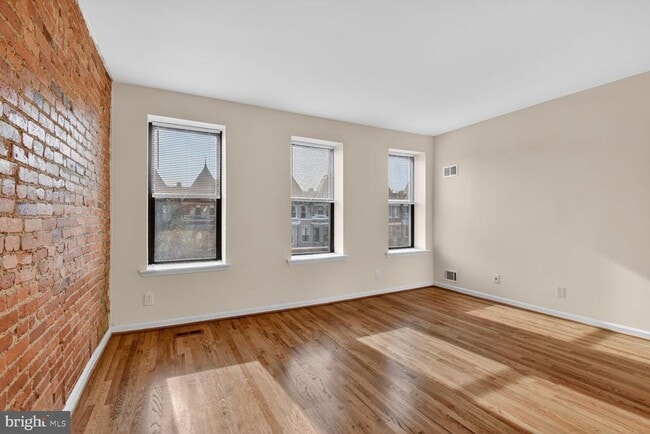 Building Photo - 1729 U St NW