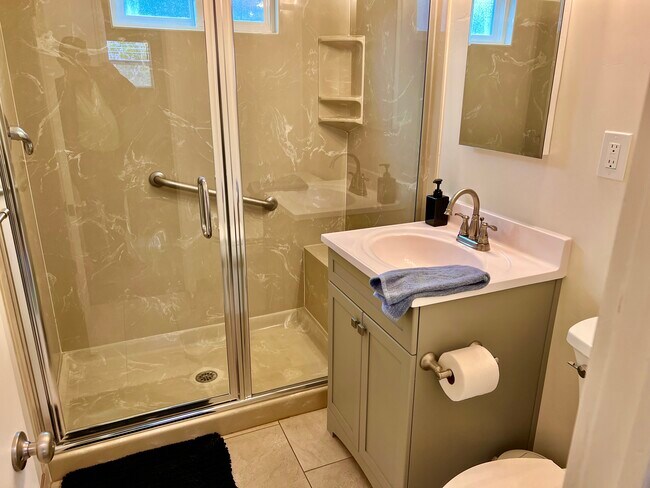 Building Photo - 4096 Ibis St