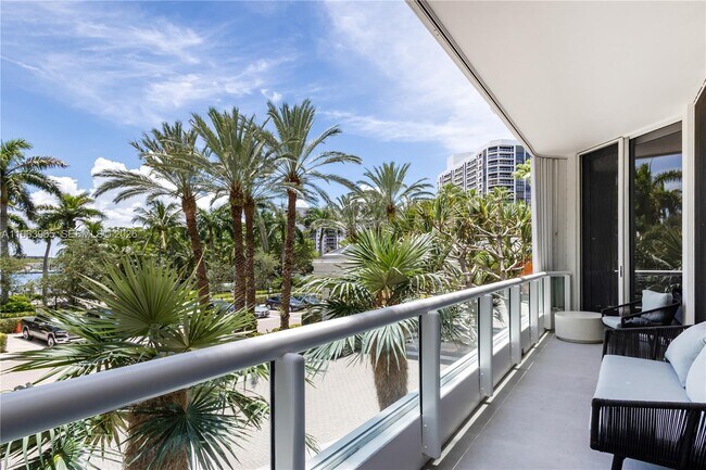 Building Photo - 21205 Yacht Club Dr