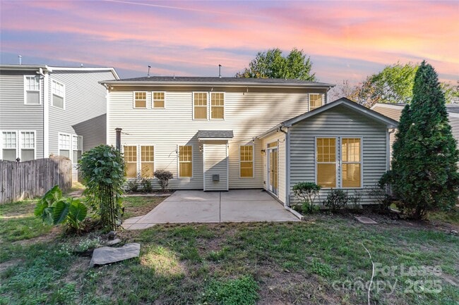 Building Photo - 1622 Wilburn Park Ln NW