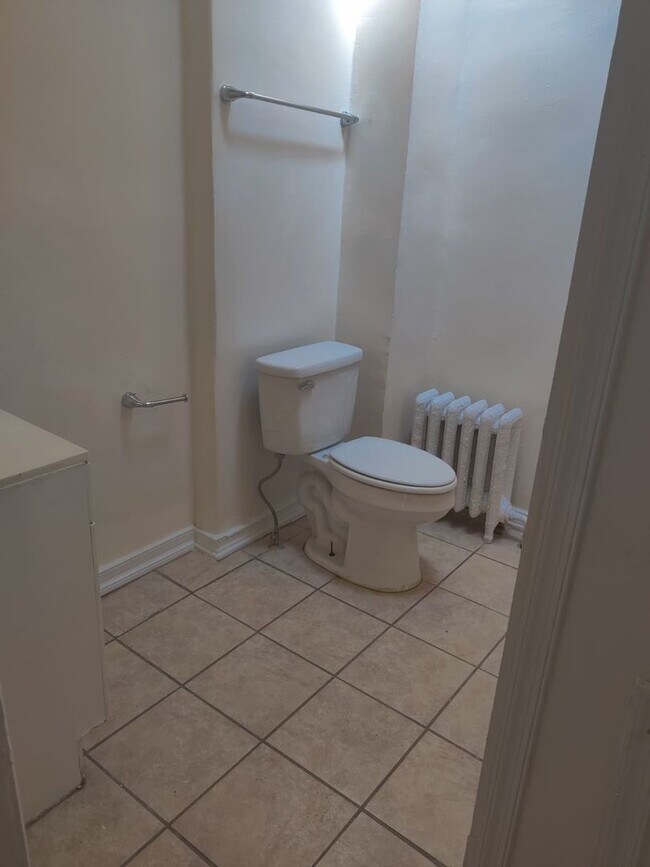 Building Photo - 232 N 59th St