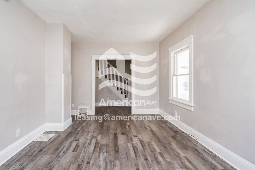 Building Photo - 161 16th Ave