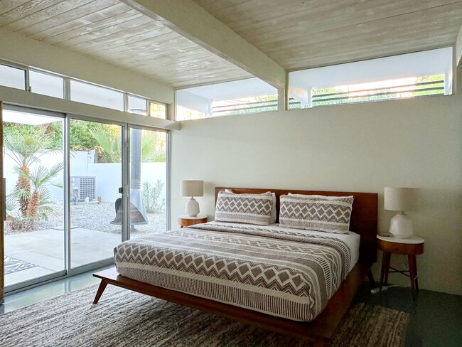 Building Photo - Stunning Midcentury Retreat in Twin Palms ...