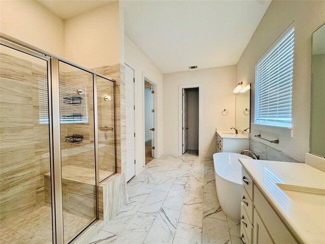 Building Photo - 2605 Brushwood Mdw