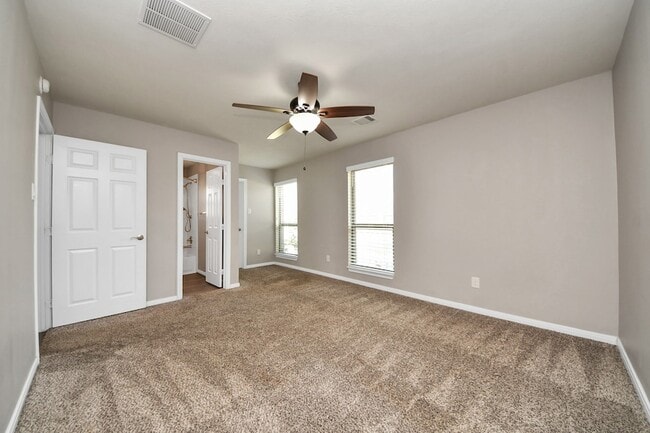 Building Photo - 2009 Amado Ln