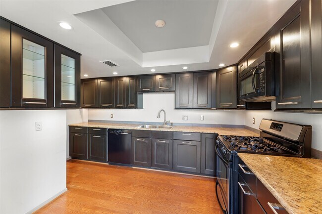 Building Photo - 1201 Autrey St