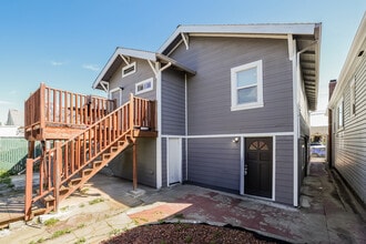 Building Photo - 1333 87th Ave